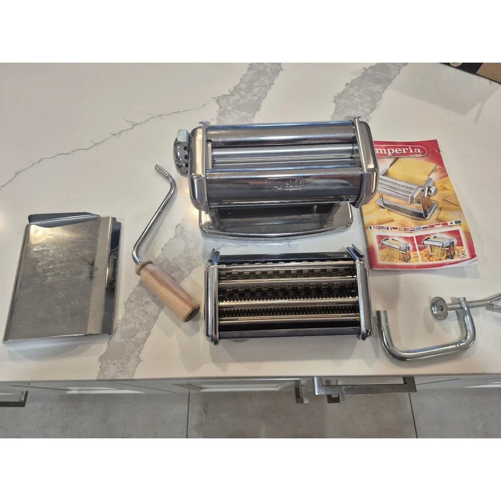 Imperia Pasta‎ Maker Machine Made in Italy Chrome Steel Manual Roller and Cutter
